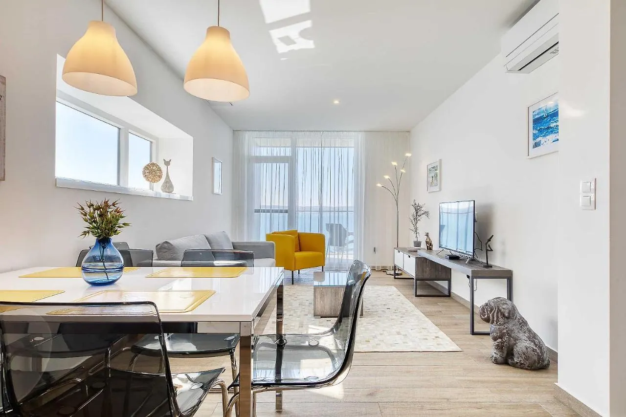 Apartment Meeresbrise,No 1 Starigrad Paklenica Croatia